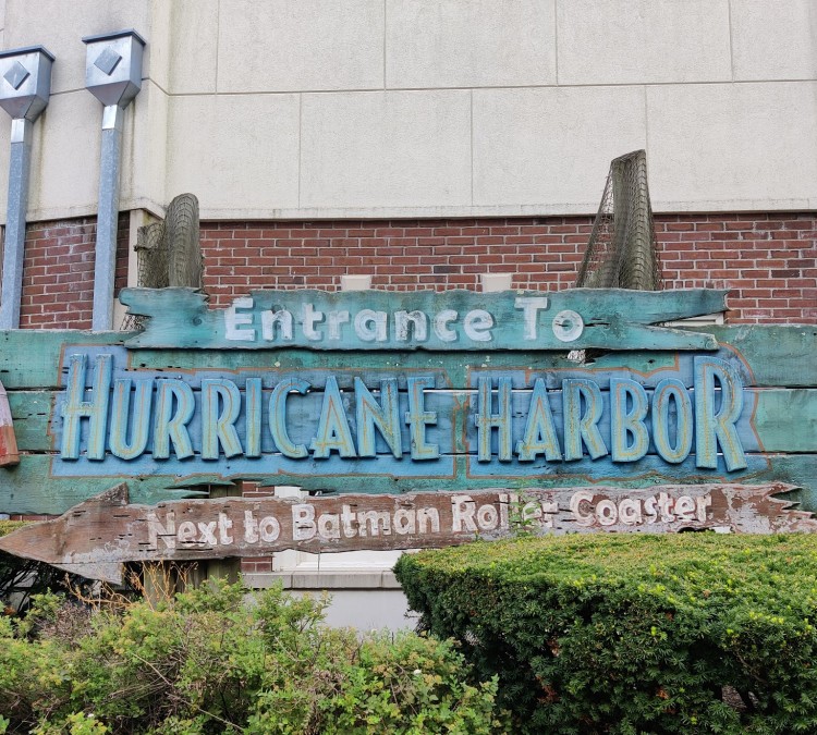 Six Flags: Hurricane Harbor (Agawam,&nbspMA)